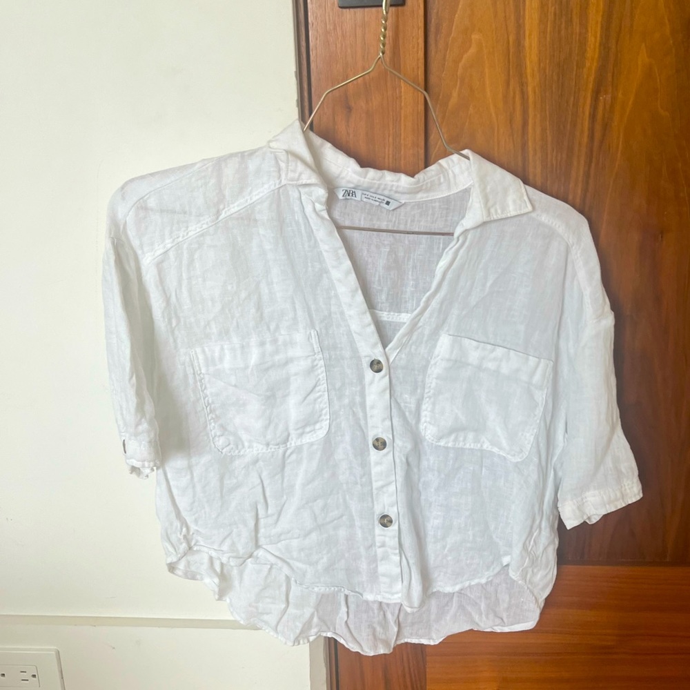ZARA SMALL cropped linen button-up blouse